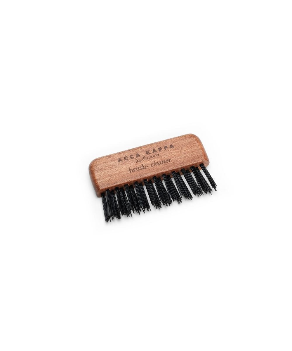 brush-and-comb-cleaner